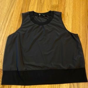 When is Athleta sleeveless top size large